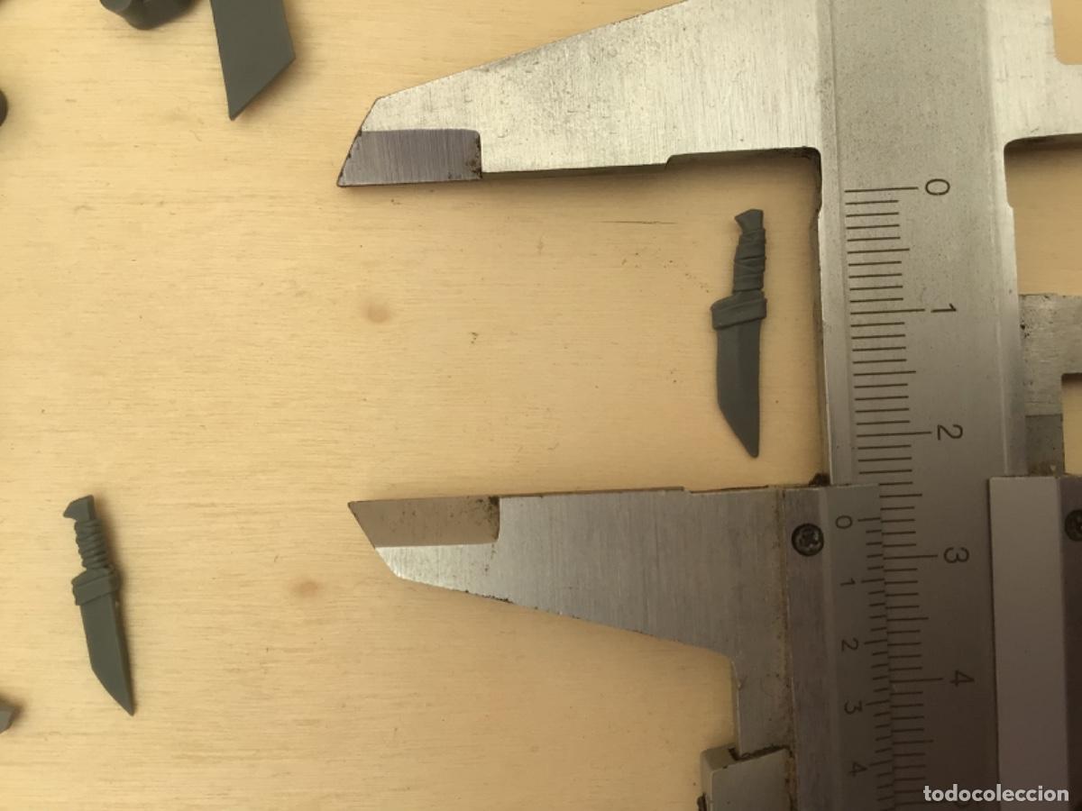 Juegos antiguos: Warhammer bits cuchillos - Foto 6