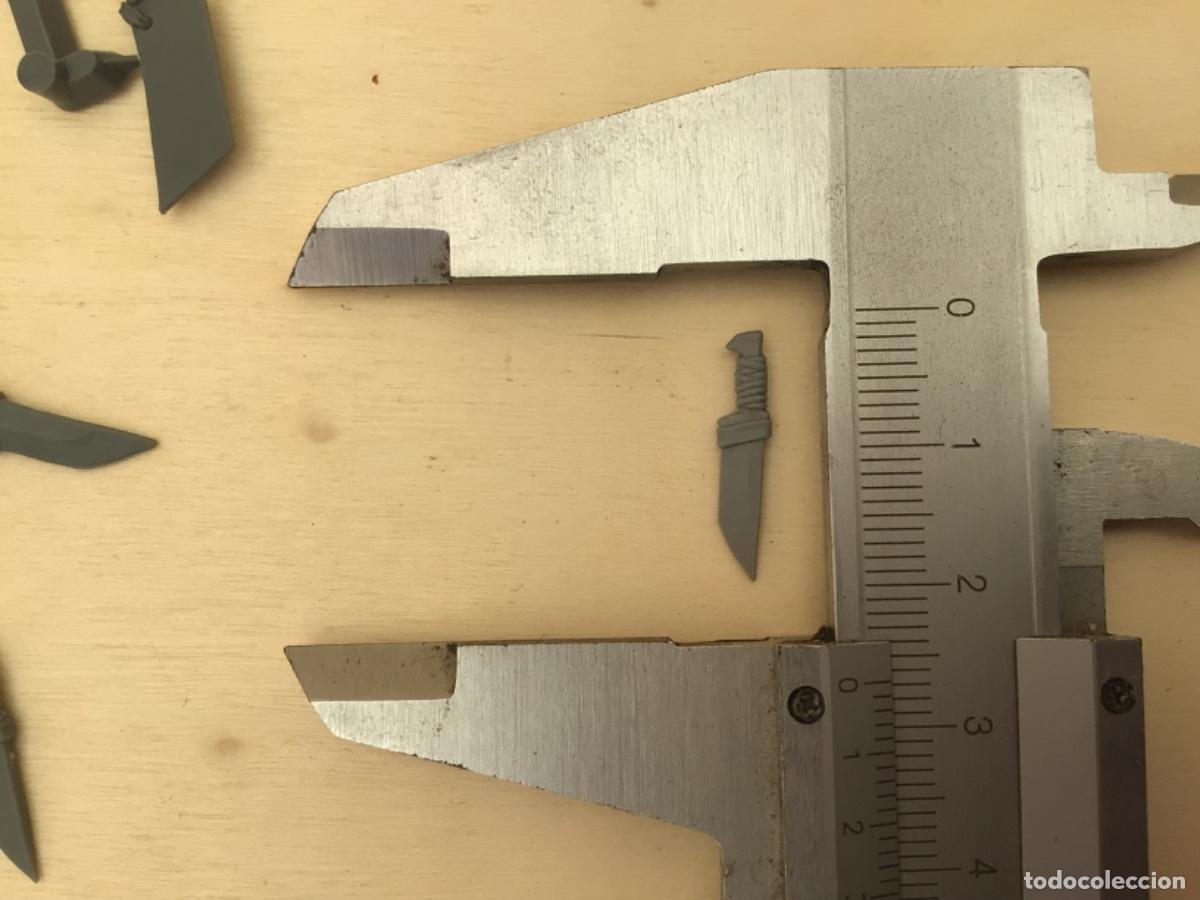Juegos antiguos: Warhammer bits cuchillos - Foto 7