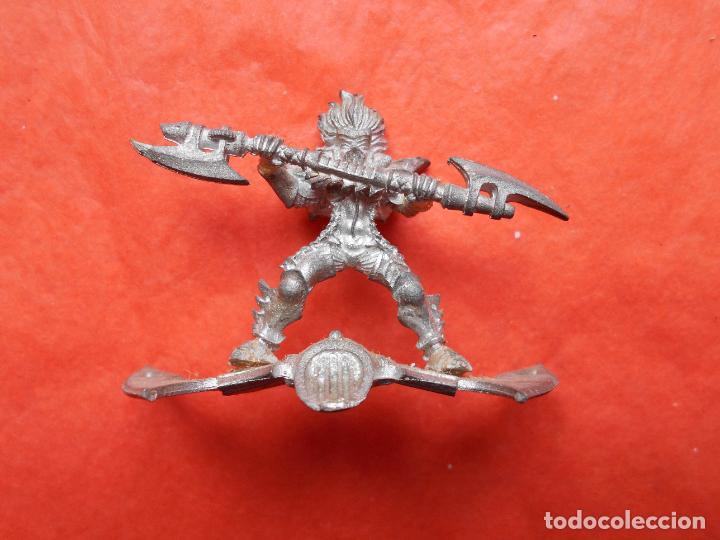 Juegos antiguos: FIGURA DE PLOMO HELLIONS WARHAMMER 40000 ELDARS OSCUROS - Foto 1