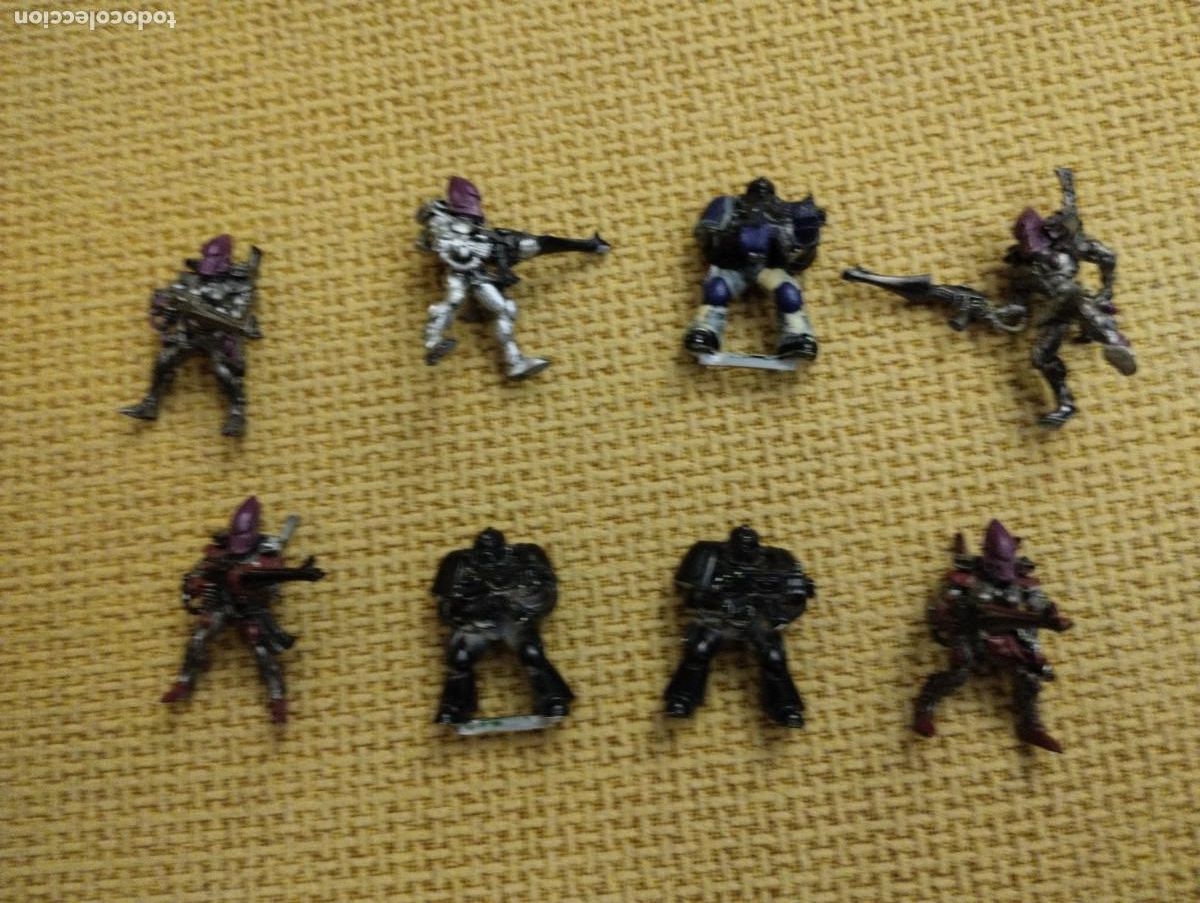 Juegos antiguos: Lote de Figuras Warhammer Pl&aacute;stico - Foto 1