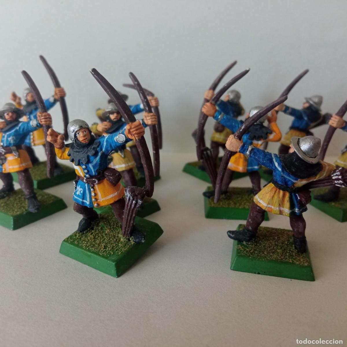 Juegos antiguos: Lote 10 Warhammer - Empire Archers - Arqueros - Foto 1