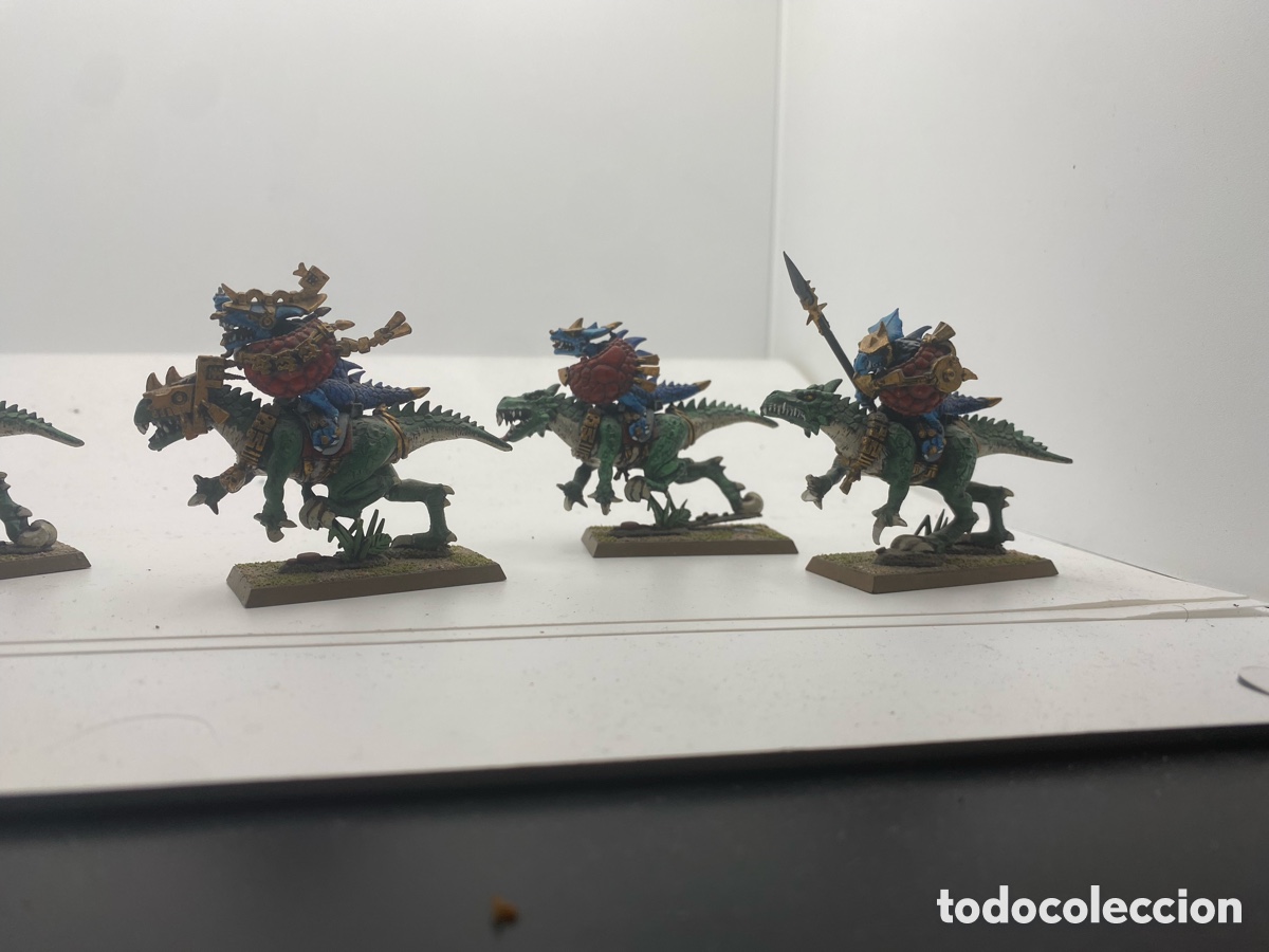 Juegos antiguos: 5 piezas Figuras Warhammer - Foto 3