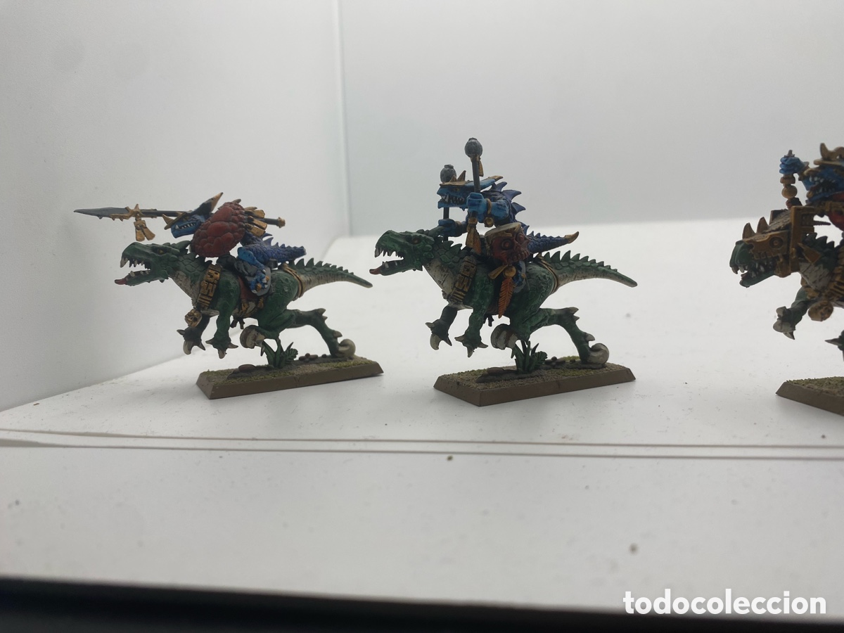 Juegos antiguos: 5 piezas Figuras Warhammer - Foto 4