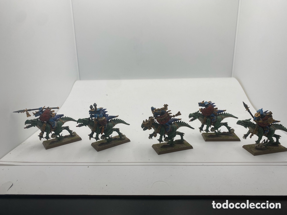 Juegos antiguos: 5 piezas Figuras Warhammer - Foto 5