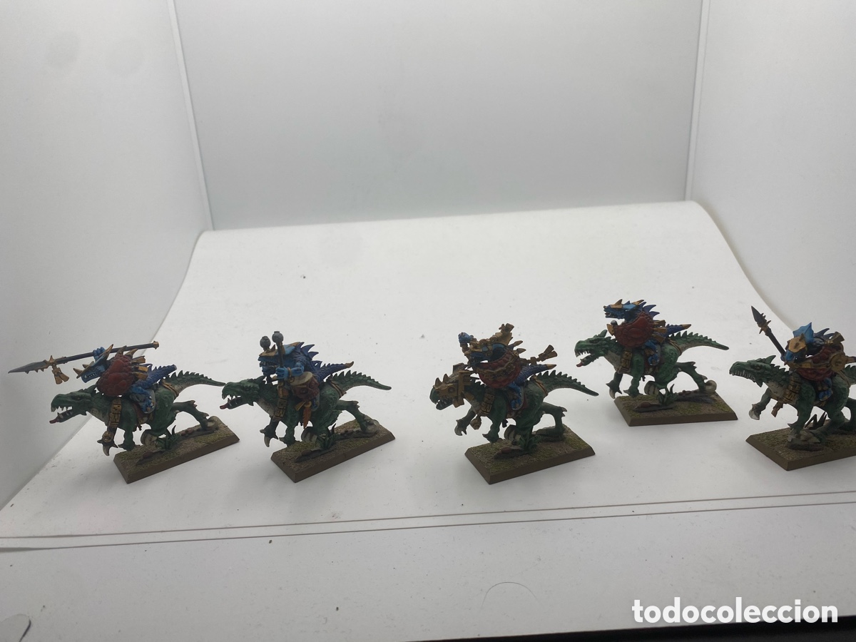 Juegos antiguos: 5 piezas Figuras Warhammer - Foto 6