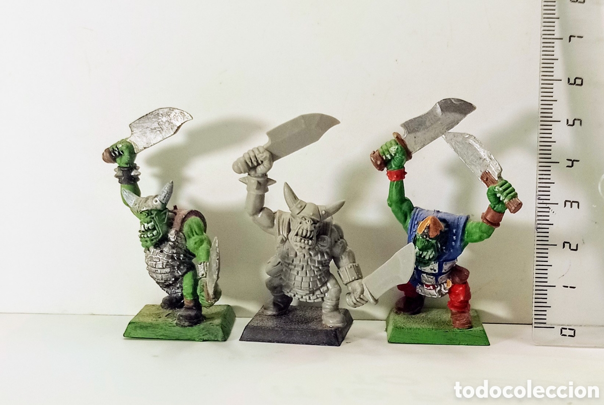Juegos antiguos: LOTE 40 / ORCOS CON ESPADAS / WARHAMMER - Foto 1
