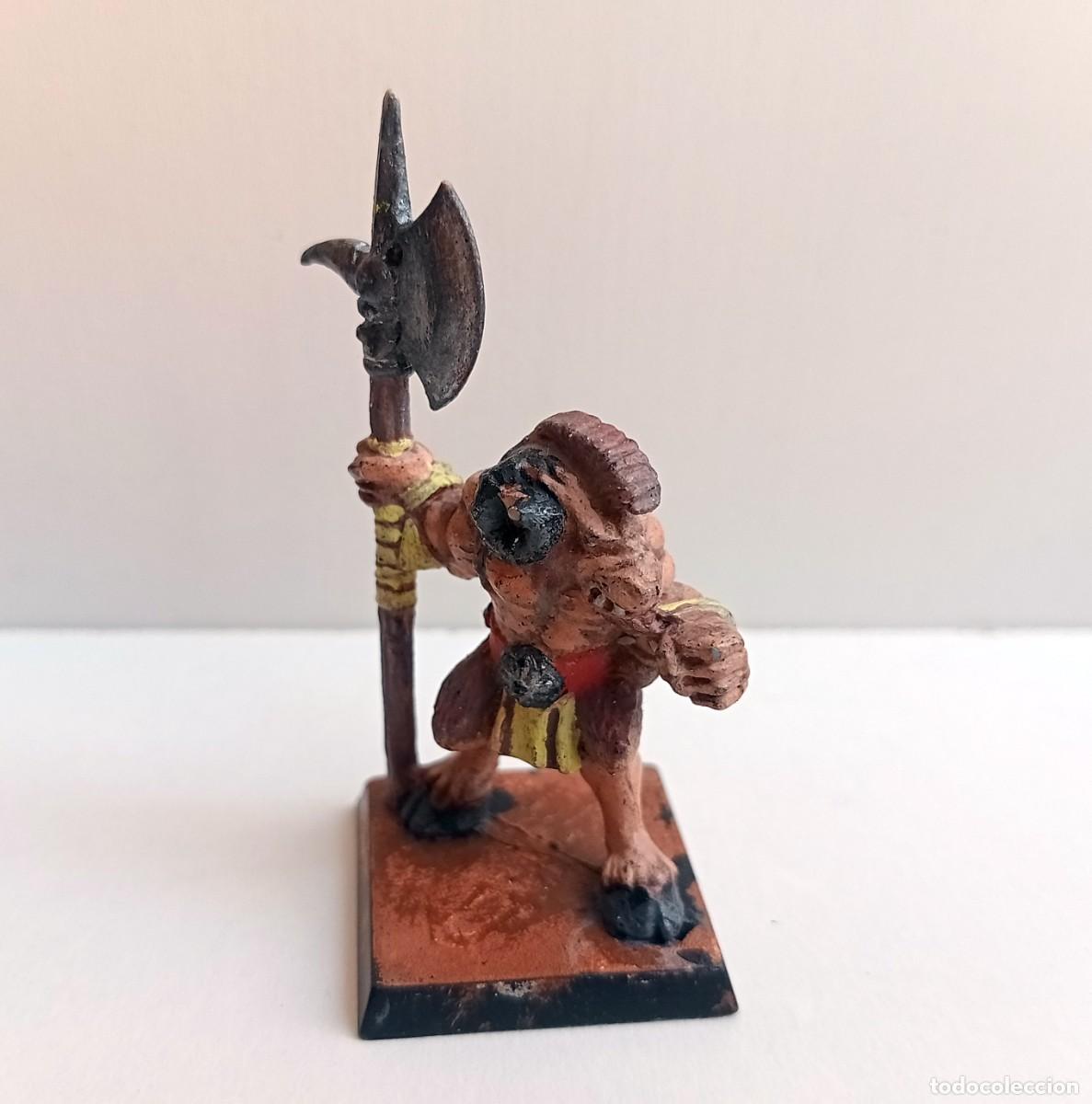 Juegos antiguos: FIGURA WARHAMMER PLASTICO - Foto 1