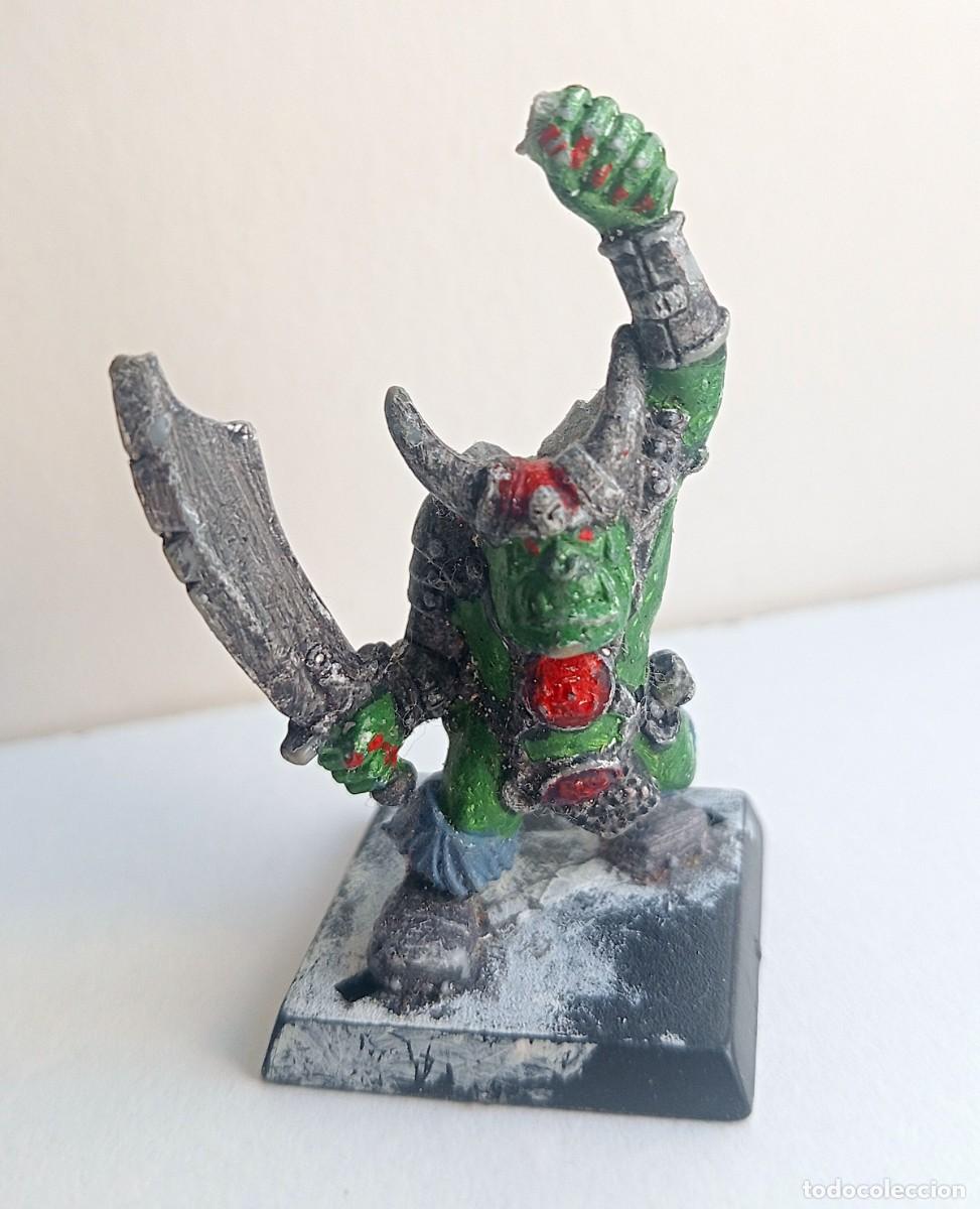 Juegos antiguos: FIGURA WARHAMMER PLASTICO - Foto 1