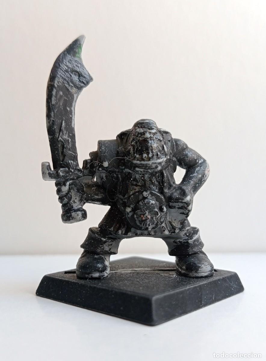 Juegos antiguos: FIGURA WARHAMMER PLASTICO - Foto 1