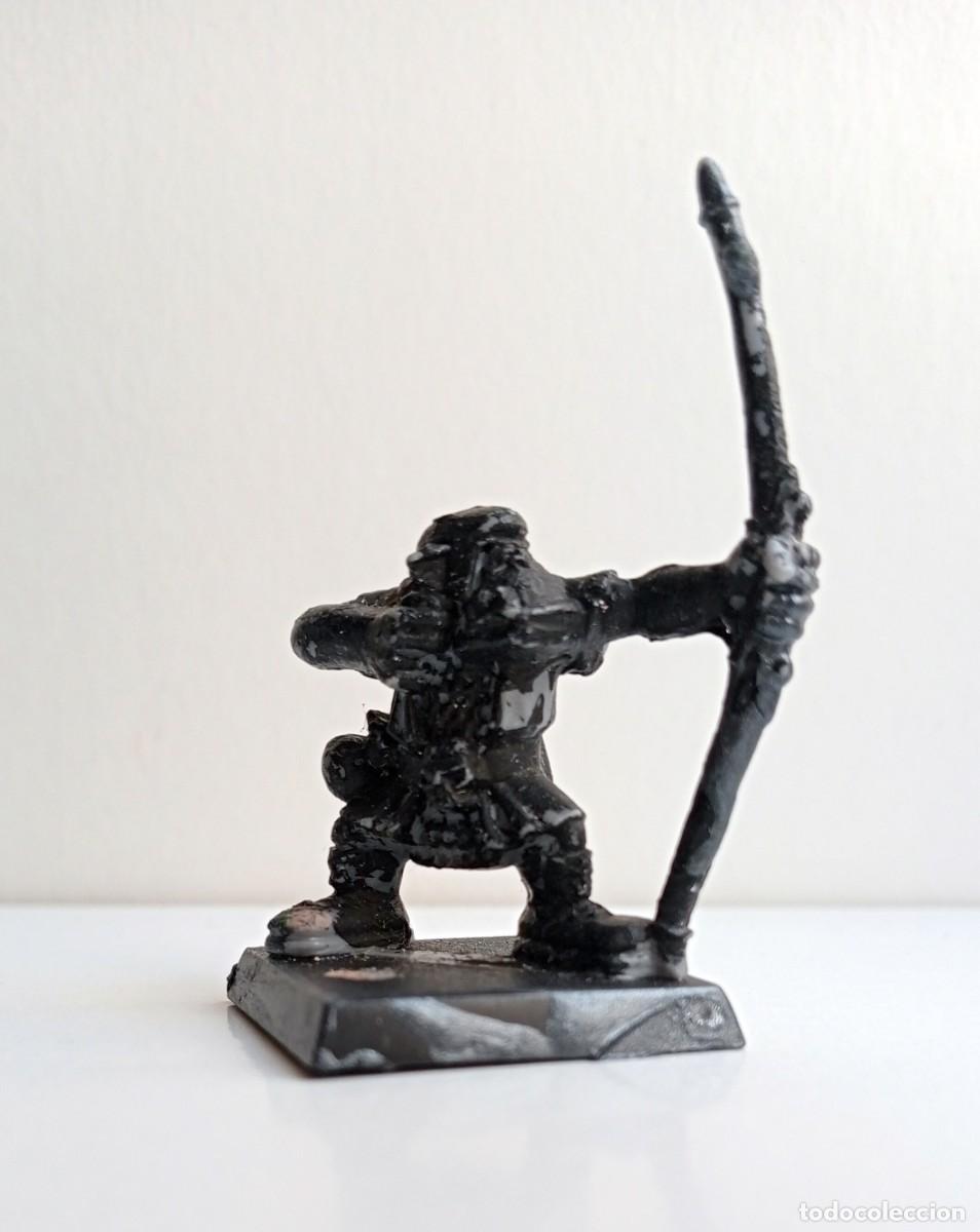 Juegos antiguos: FIGURA WARHAMMER PLASTICO - Foto 1