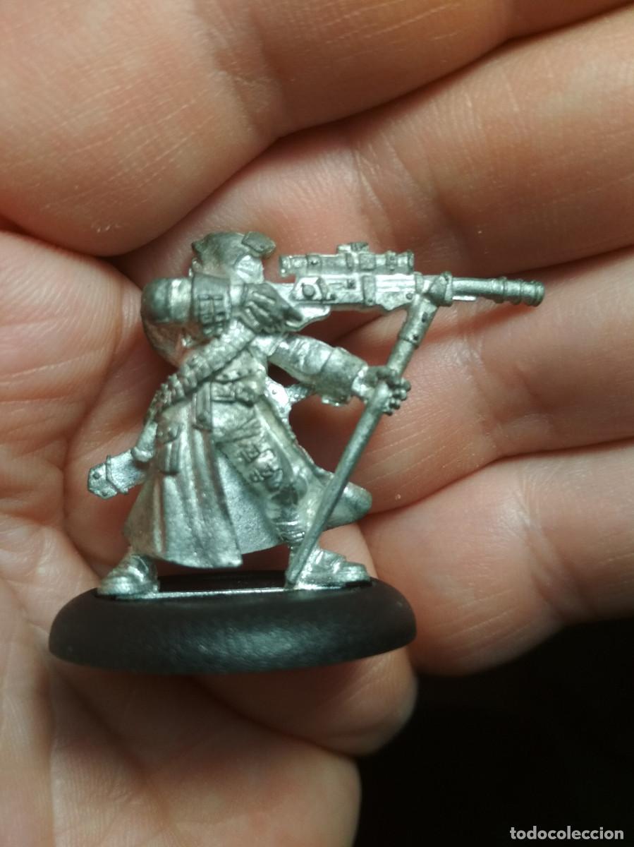 Juegos antiguos: miniatura estilo warhammer - Foto 1