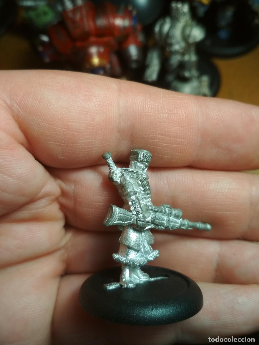 Juegos antiguos: miniatura estilo warhammer - Foto 2