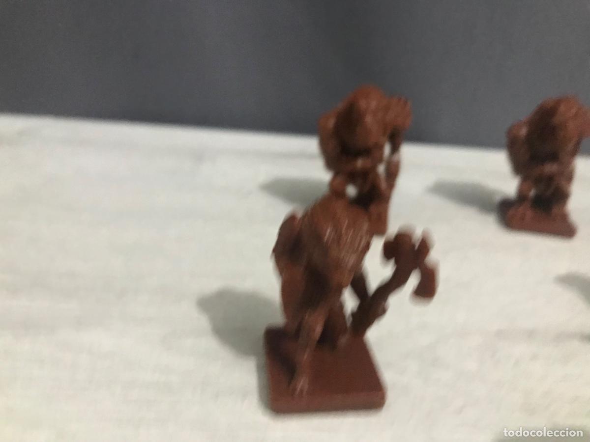 Juegos antiguos: Lote de 10 figuras warhammer - Foto 6