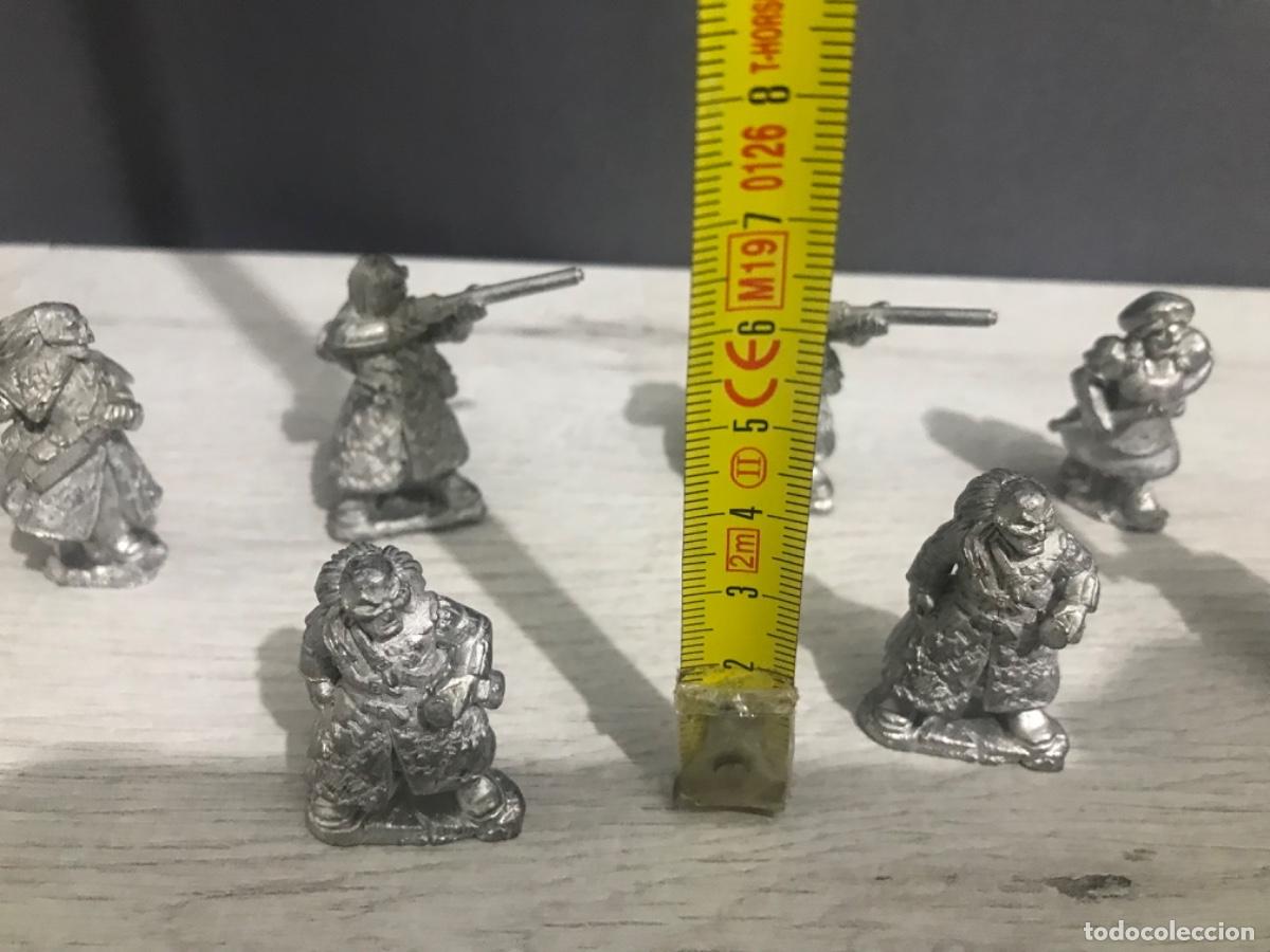 Juegos antiguos: Lote de figuras Warhamer - Foto 10