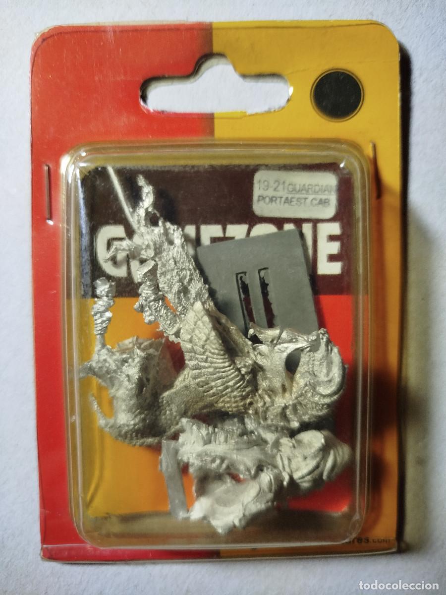 Juegos antiguos: Figura estilo warhammer a caballo - Foto 1