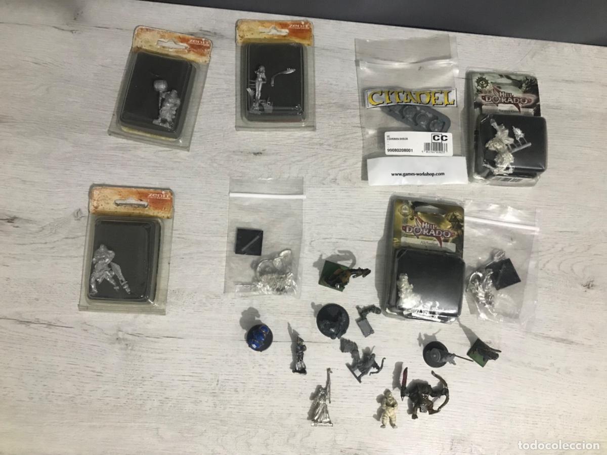 Juegos antiguos: Lote de figuras y accesorios warhammer - Foto 2