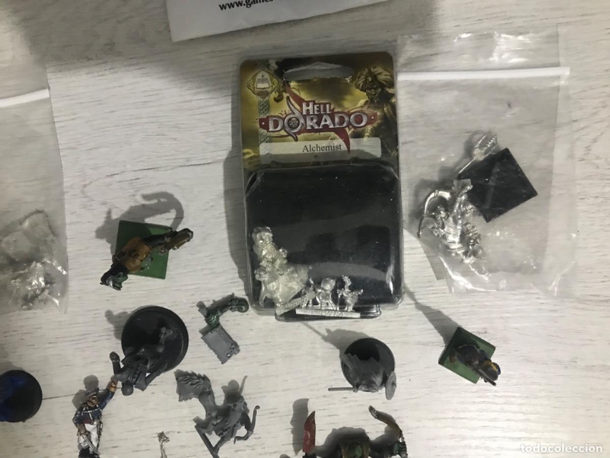Juegos antiguos: Lote de figuras y accesorios warhammer - Foto 7
