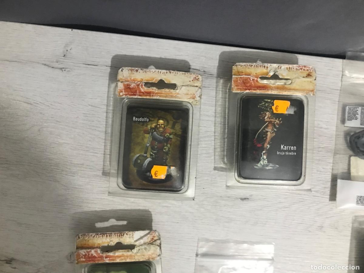 Juegos antiguos: Lote de figuras y accesorios warhammer - Foto 14