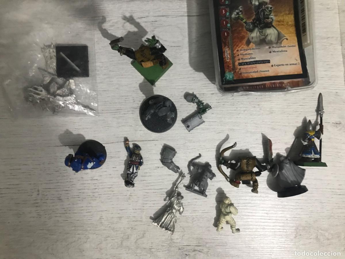 Juegos antiguos: Lote de figuras y accesorios warhammer - Foto 18