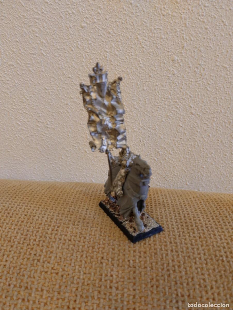 Juegos antiguos: Figura a caballo Warhammer - Foto 2