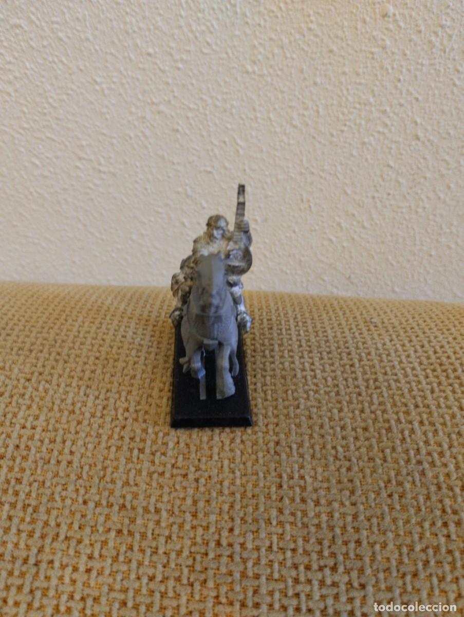 Juegos antiguos: Figura a caballo Warhammer - Foto 3