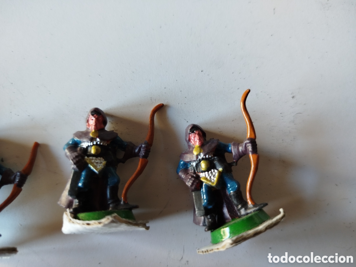Juegos antiguos: Lote 8 arqueros Warhammer pl&aacute;stico - Foto 2