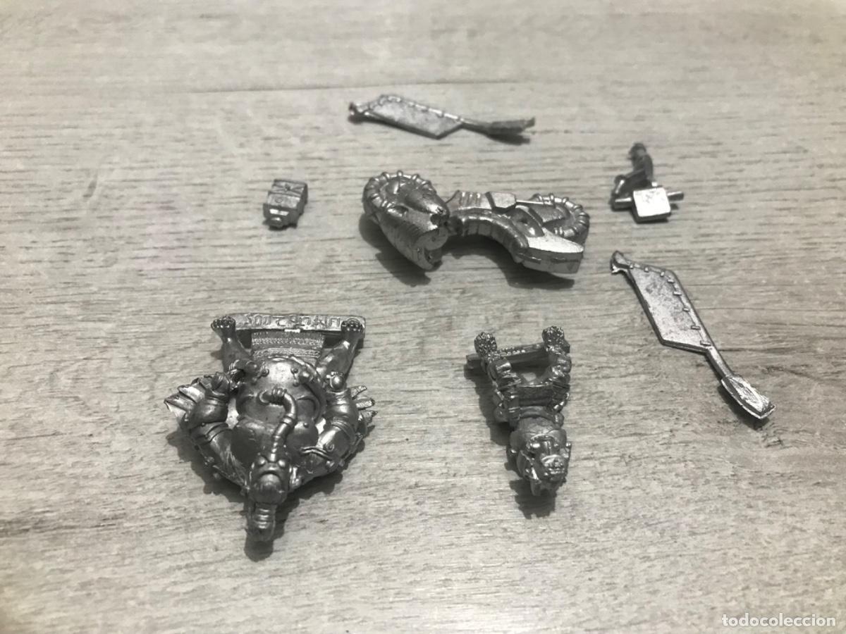 Juegos antiguos: Lote de figuras warhammer - Foto 5