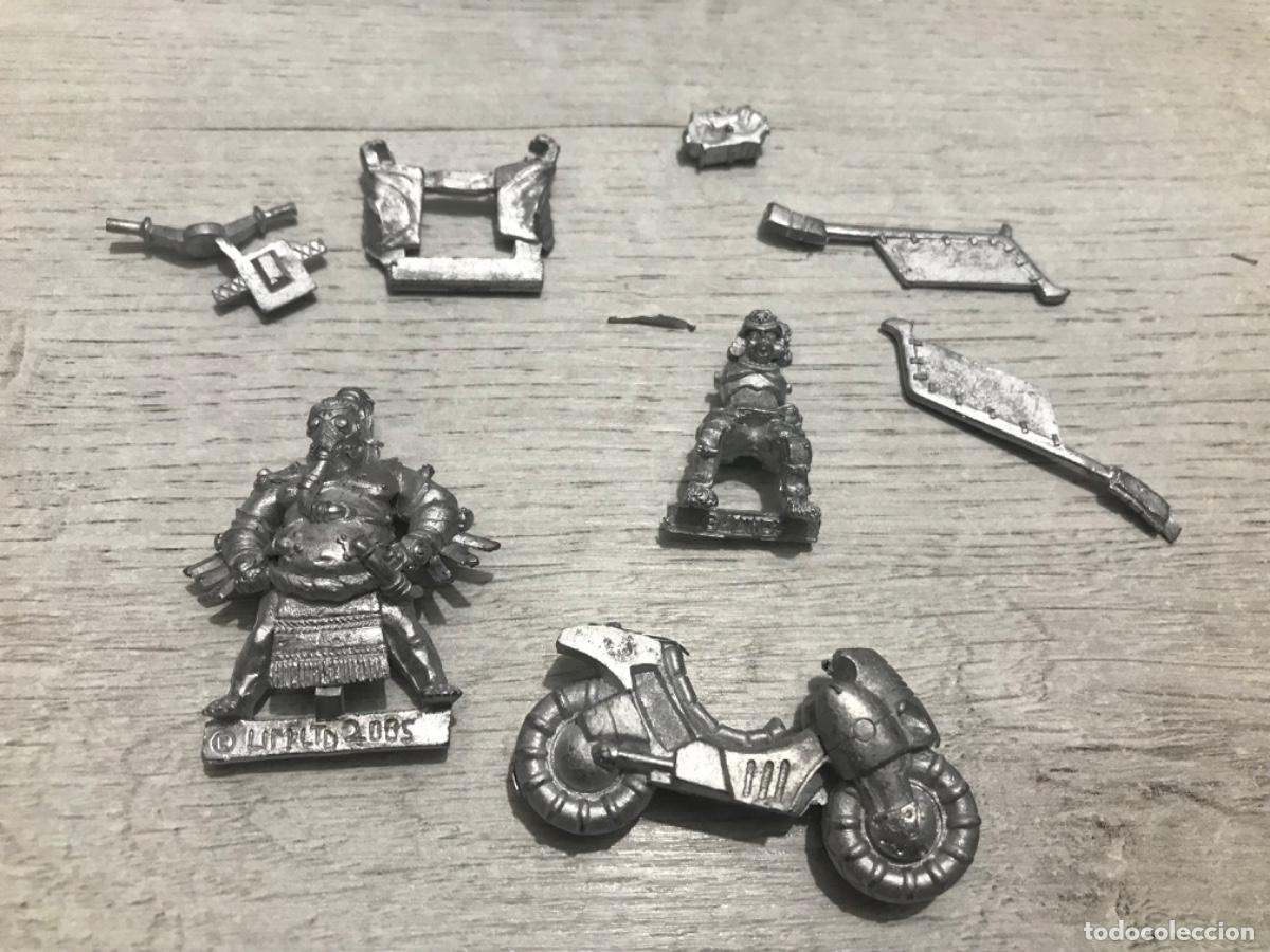 Juegos antiguos: Lote de figuras warhammer - Foto 1