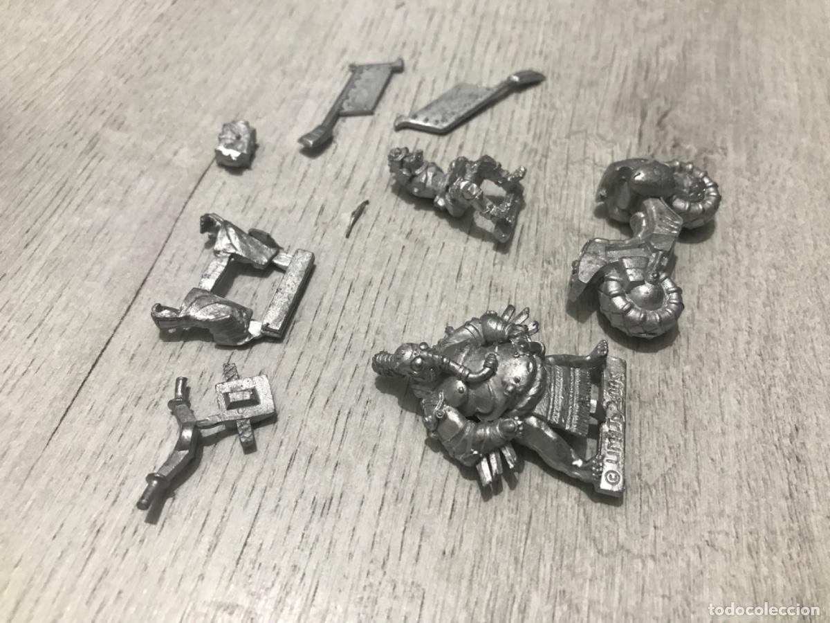 Juegos antiguos: Lote de figuras warhammer - Foto 3