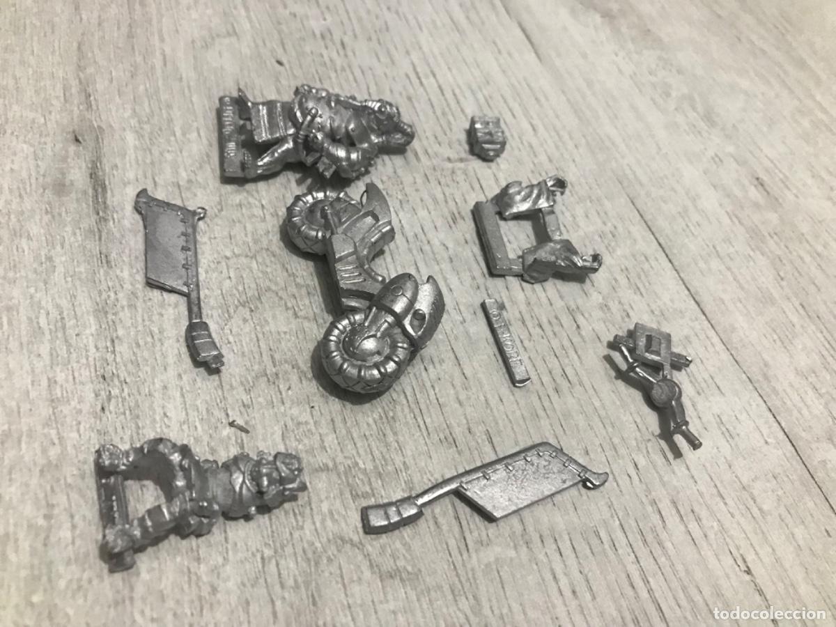 Juegos antiguos: Lote de figuras warhammer - Foto 5