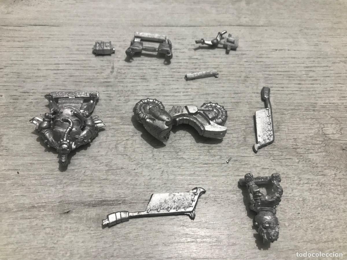 Juegos antiguos: Lote de figuras warhammer - Foto 6