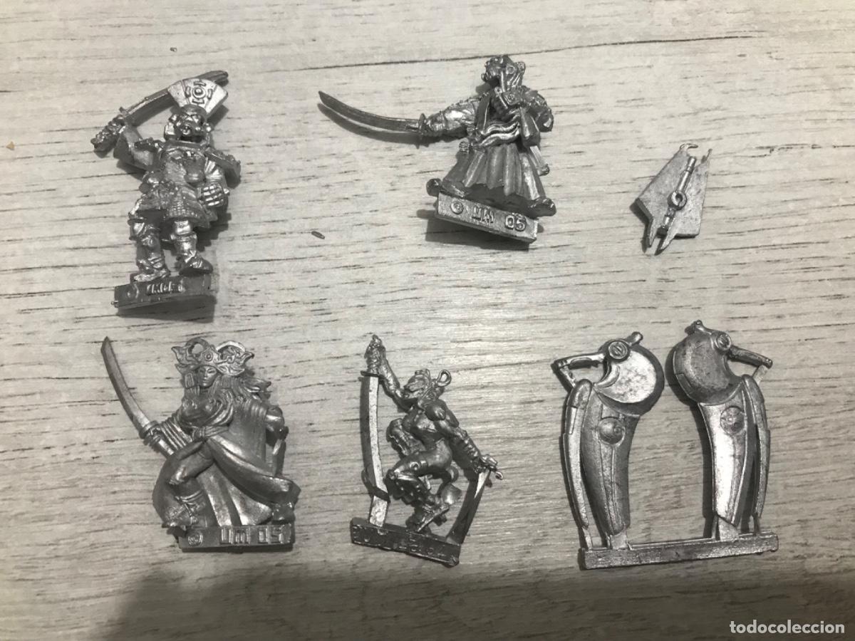 Juegos antiguos: Lote de figuras warhammer - Foto 2