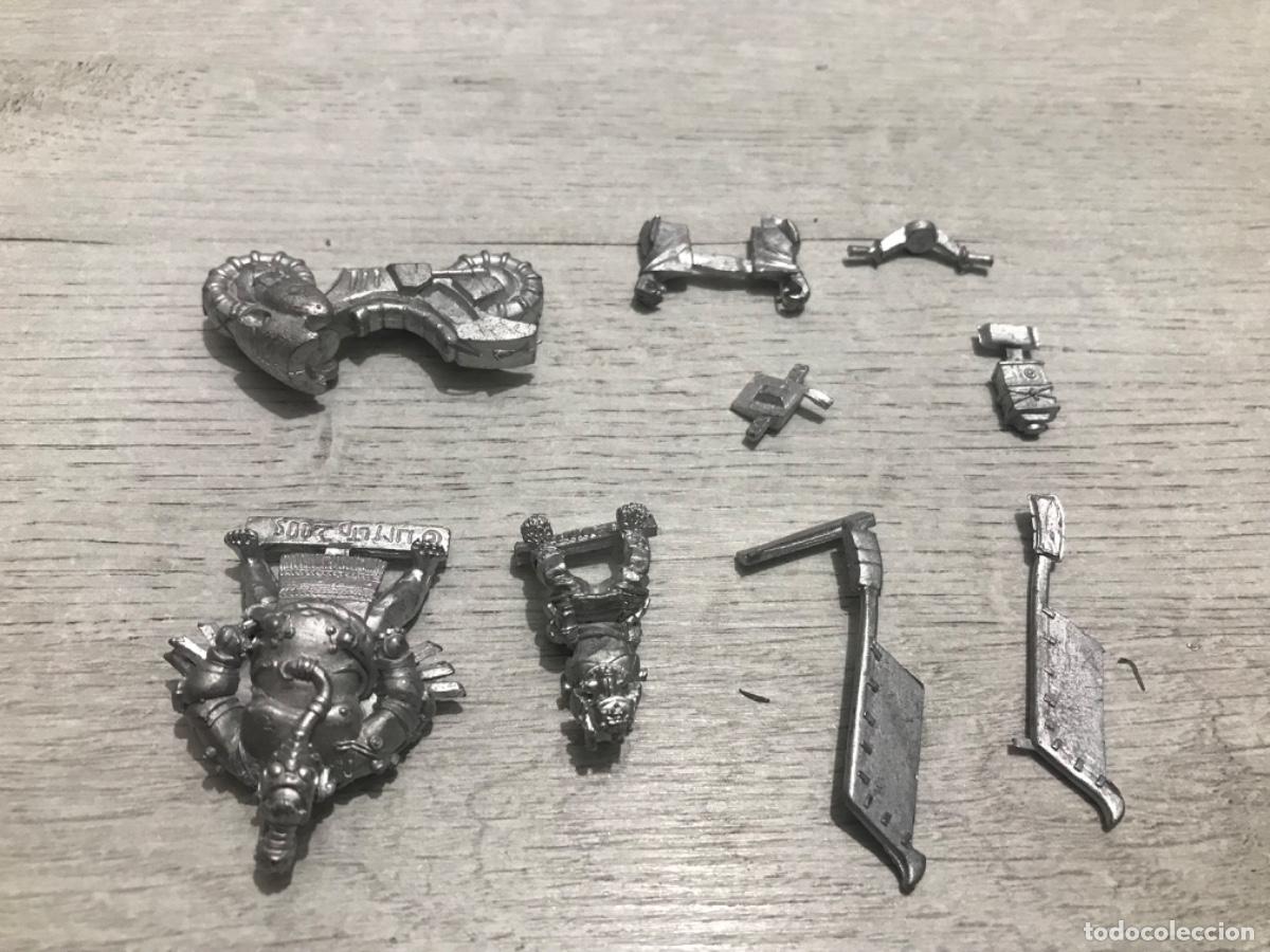 Juegos antiguos: Lote de figuras warhammer - Foto 6