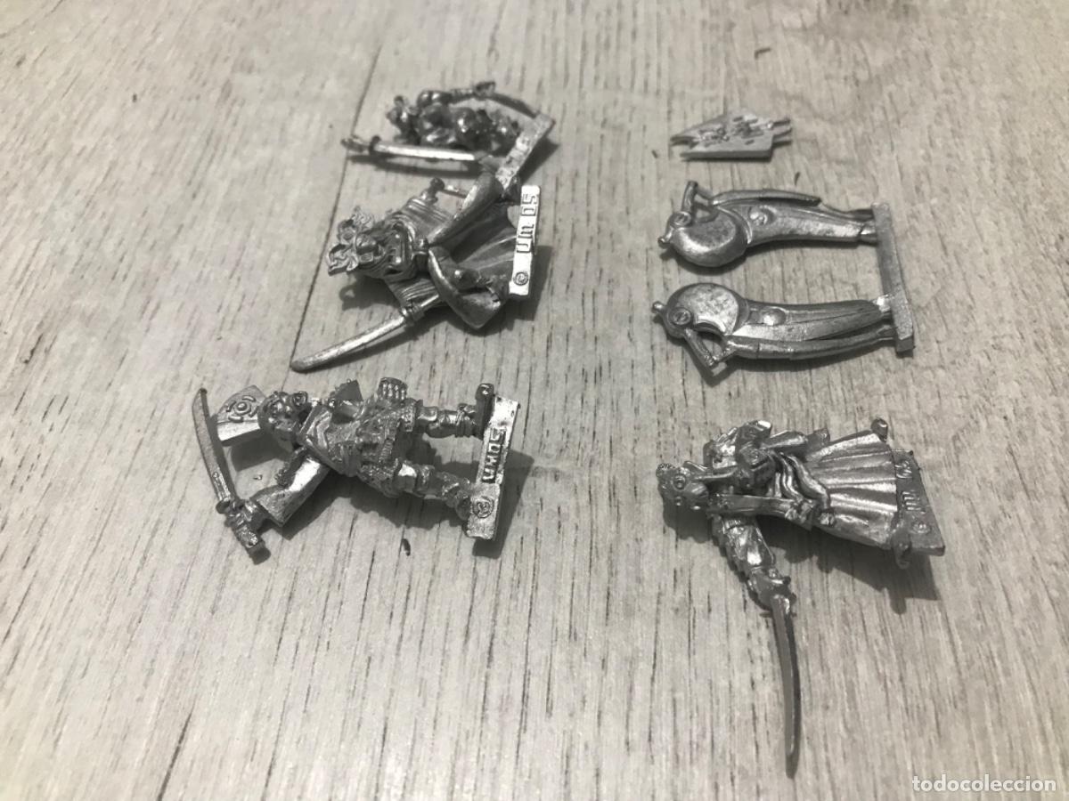 Juegos antiguos: Lote de figuras warhammer - Foto 3