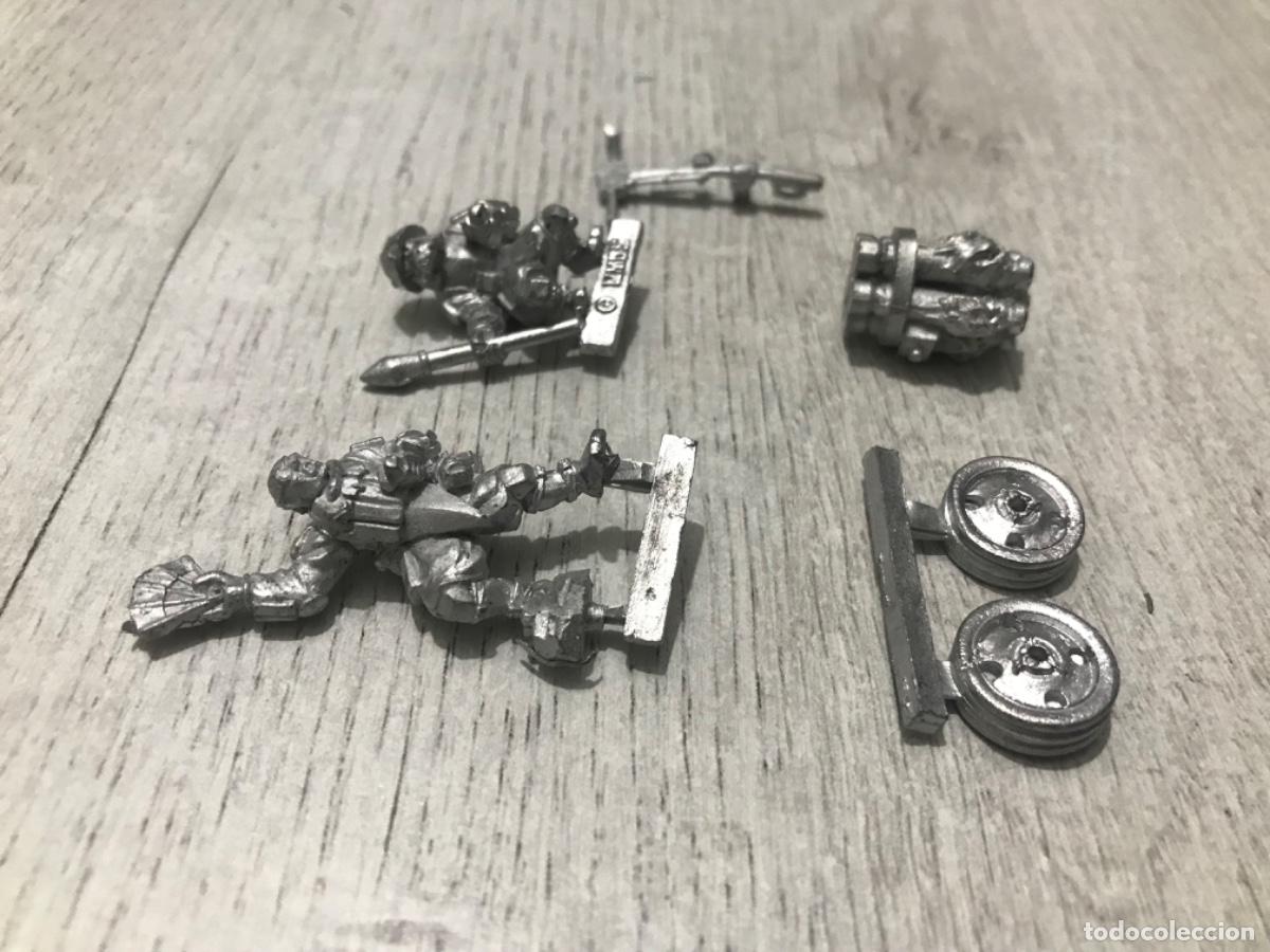 Juegos antiguos: Lote de figuras warhammer - Foto 3