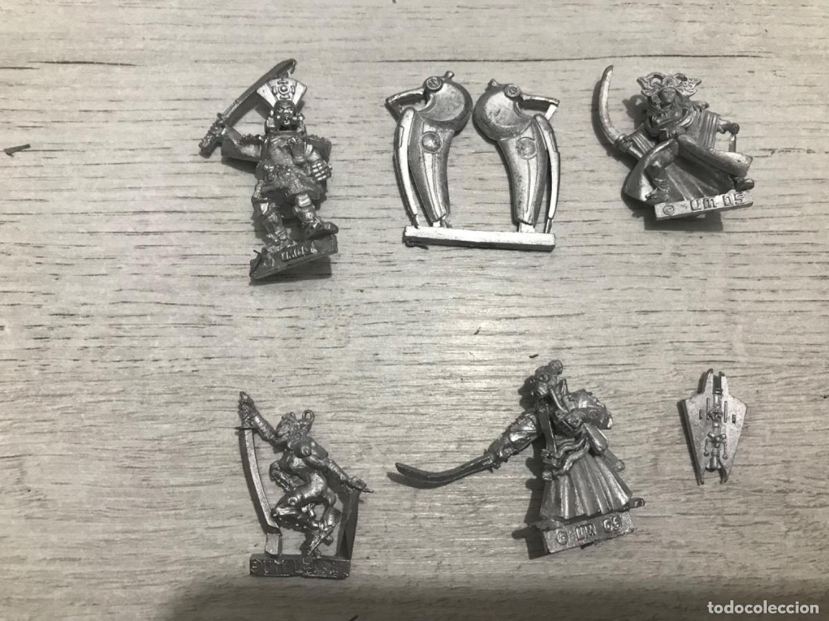 Juegos antiguos: Lote de figuras warhammer - Foto 2