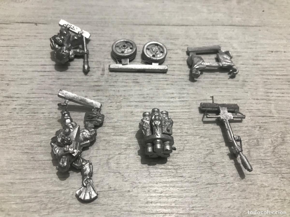 Juegos antiguos: Lote de figuras warhammer - Foto 5