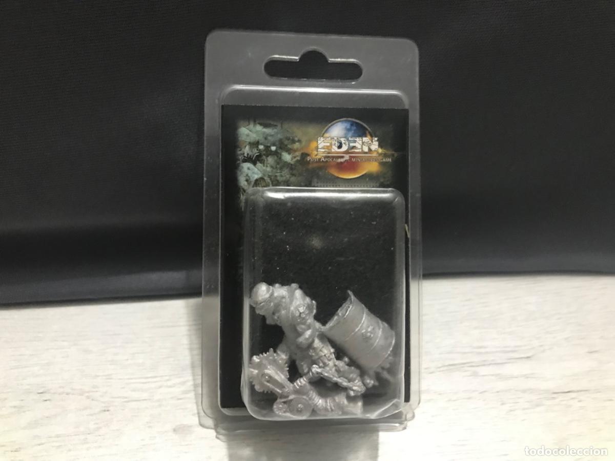 Juegos antiguos: Bl&iacute;ster Figura warhammer - Foto 1