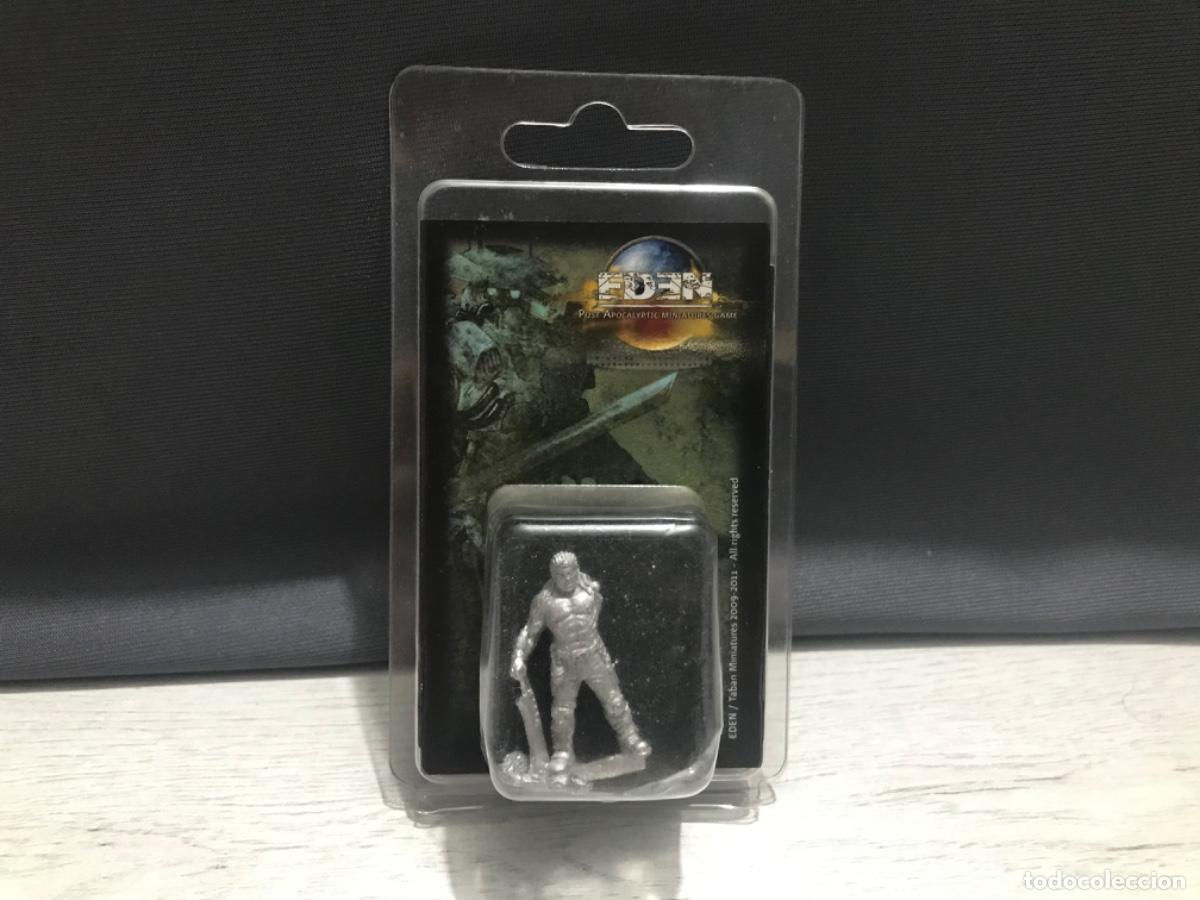 Juegos antiguos: Bl&iacute;ster Figura warhammer - Foto 1