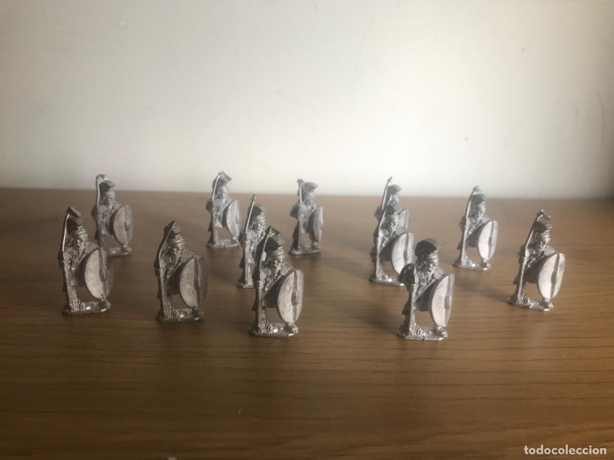 Juegos antiguos: Lote de figura warhammer - Foto 1