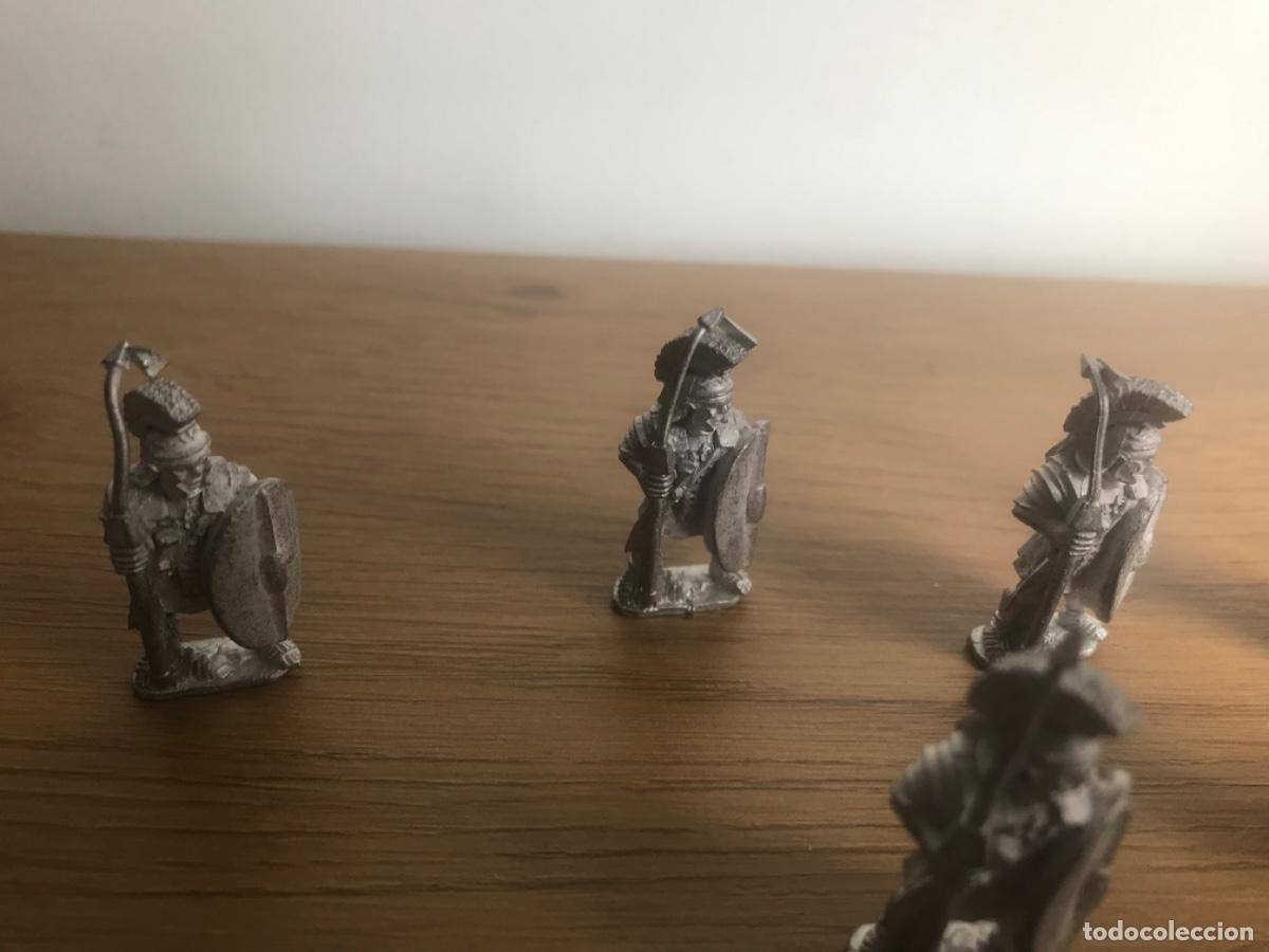 Juegos antiguos: Lote de figura warhammer - Foto 4