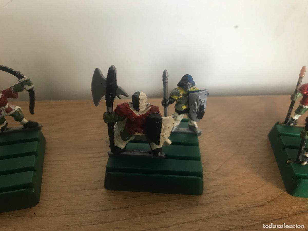 Juegos antiguos: Lote de figuras tipo warhammer - Foto 11