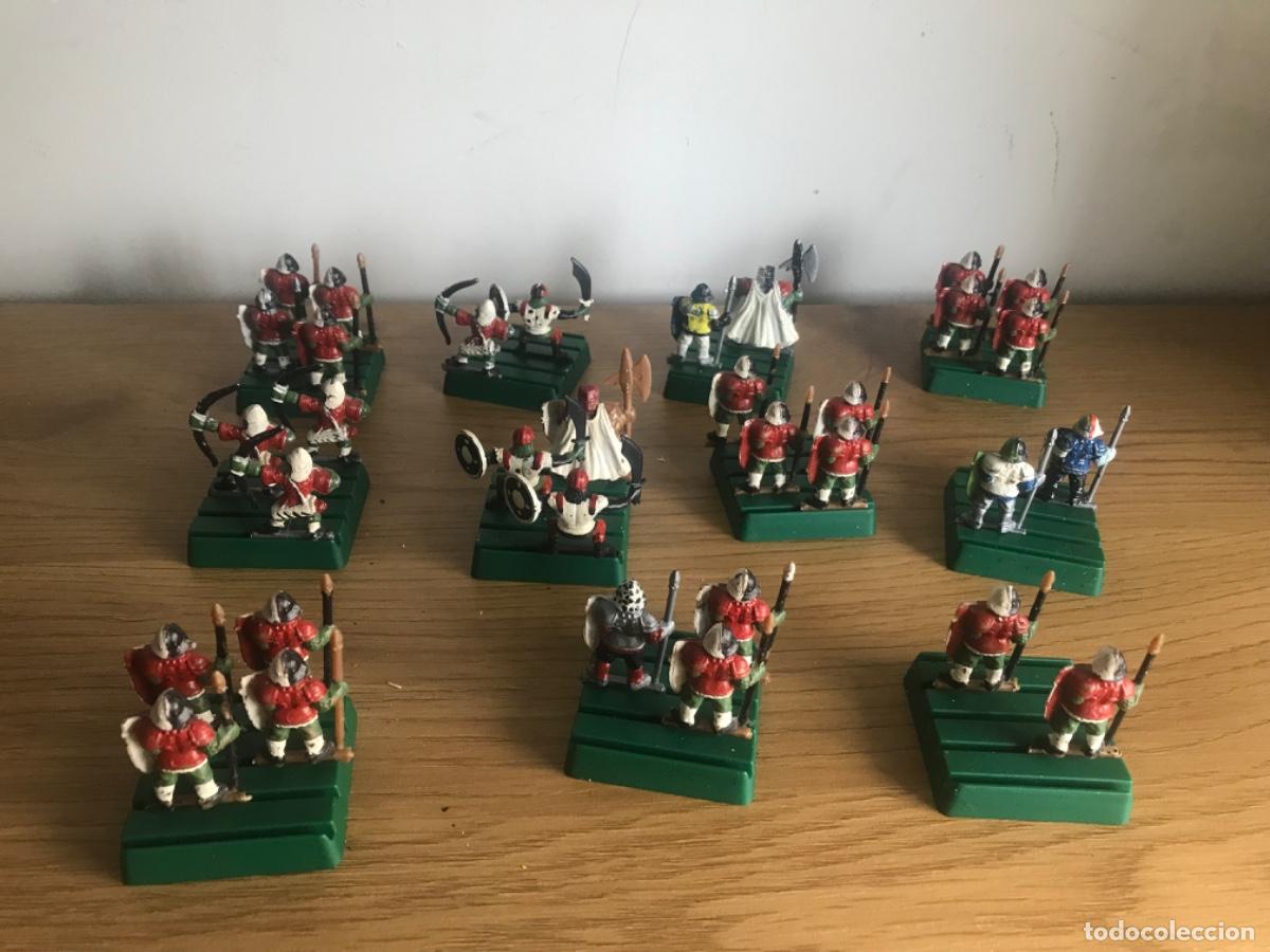 Juegos antiguos: Lote de figuras tipo warhammer - Foto 13
