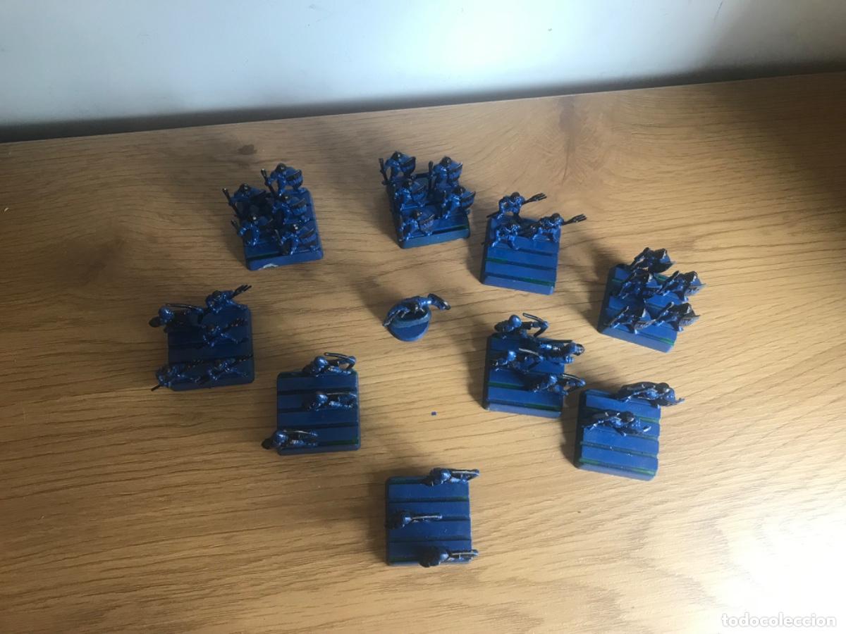 Juegos antiguos: Lote de figuras tipo warhammer - Foto 12