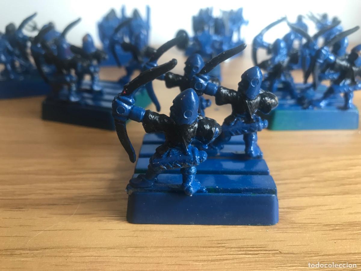 Juegos antiguos: Lote de figuras tipo warhammer - Foto 14