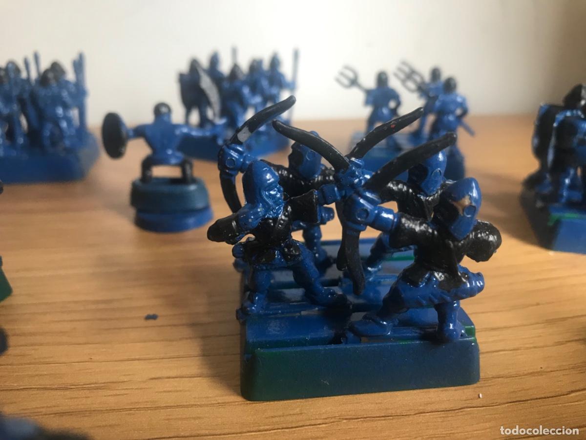 Juegos antiguos: Lote de figuras tipo warhammer - Foto 16