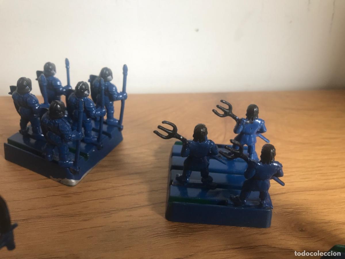 Juegos antiguos: Lote de figuras tipo warhammer - Foto 21