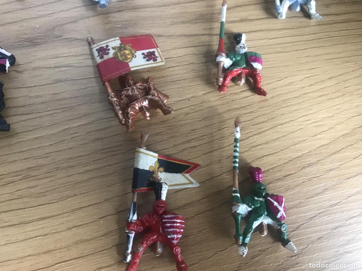 Juegos antiguos: Lote de figuras tipo warhammer - Foto 11