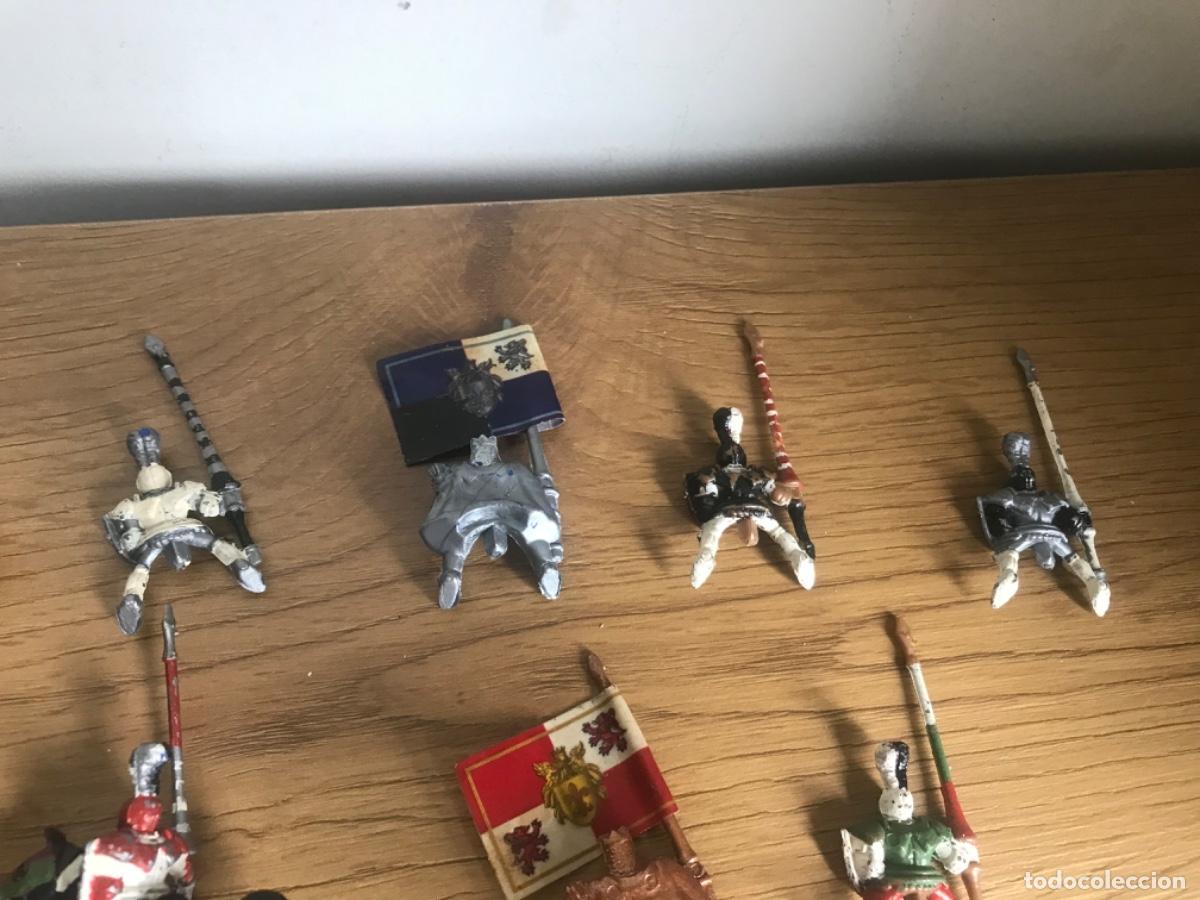 Juegos antiguos: Lote de figuras tipo warhammer - Foto 18