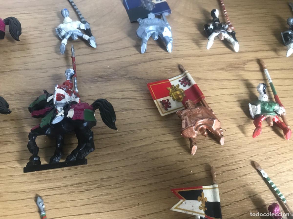 Juegos antiguos: Lote de figuras tipo warhammer - Foto 19